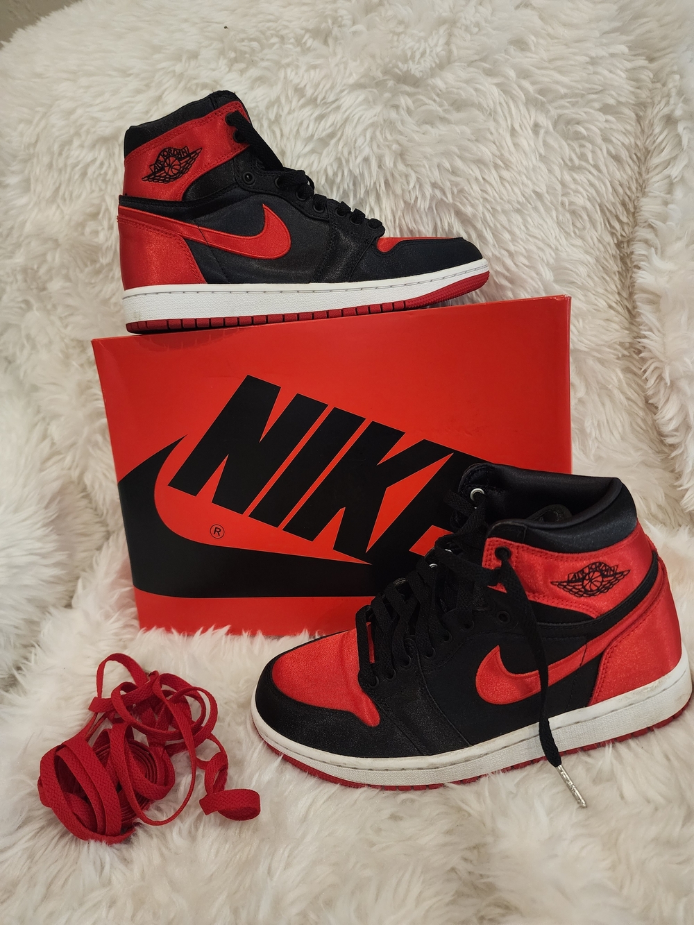Nike Air Jordan 1 Mid - Black/Red Men's Sneakers